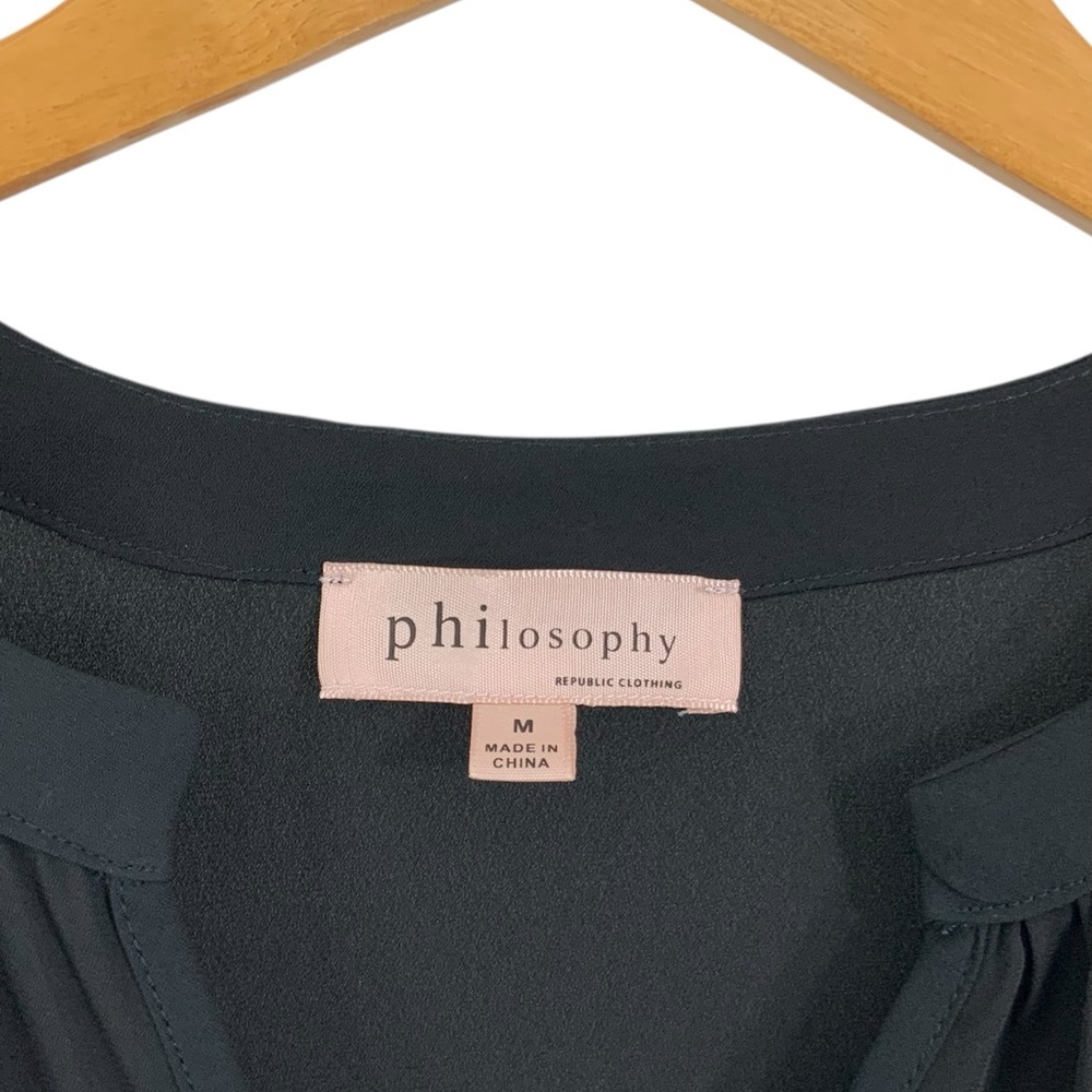 PHILOSOPHY Black V-Neck Short Sleeve Top Blouse Size Medium S25 - Picture 7 of 8